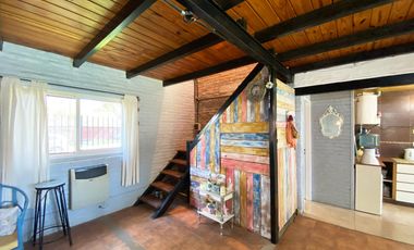 Venta casa de 2 dormitorio con pileta en Ricardone. Apta crédito.