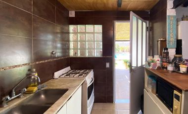 Venta casa de 2 dormitorio con pileta en Ricardone. Apta crédito.