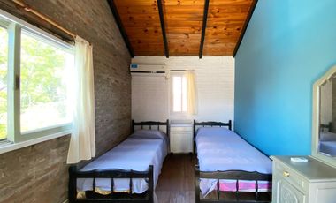 Venta casa de 2 dormitorio con pileta en Ricardone. Apta crédito.