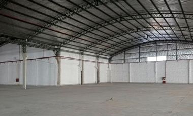 Depósito de 5.370 m2 en Alquiler - La Tablada