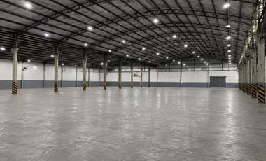 Depósito de 5.370 m2 en Alquiler - La Tablada