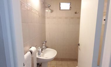 Excelente propiedad !!!- Mar De Ajo casa    2  deptos  de 2 y  3 ambientes - RETASADA!!!!!