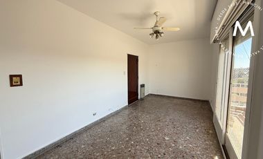 Departamento en alquiler de 3 ambientes con balcón - El Libertador