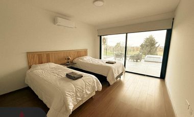 Departamento en Alquiler de 2 Dormitorios - Valle del Golf