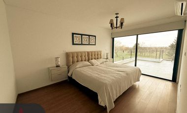 Departamento en Alquiler de 2 Dormitorios - Valle del Golf