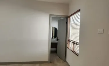 Casa en Venta en Viñedos, Torreón: Espaciosa y Bien Ubicada