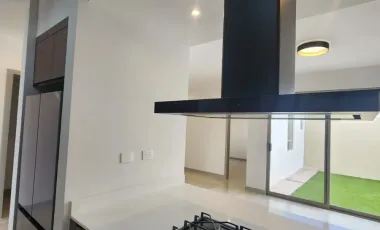 Casa en Venta en Viñedos, Torreón: Espaciosa y Bien Ubicada