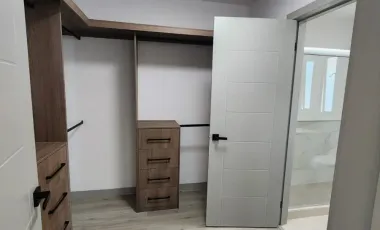 Casa en Venta en Viñedos, Torreón: Espaciosa y Bien Ubicada