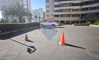 Local de 415 Mts2 en San Martín/Viña