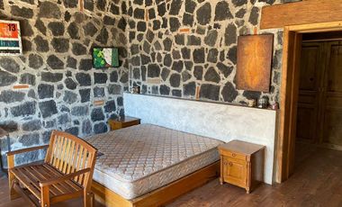 CABAÑA CON VOLCAN INCLUIDO