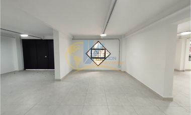 SE ARRIENDA CASA COMERCIAL RECIEN REMODELADA EN CAÑAVERAL