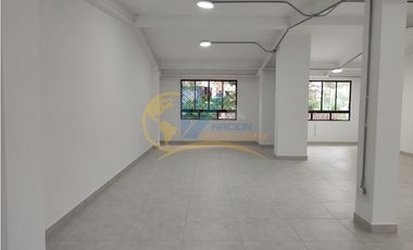 SE ARRIENDA CASA COMERCIAL RECIEN REMODELADA EN CAÑAVERAL
