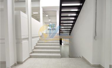 SE ARRIENDA CASA COMERCIAL RECIEN REMODELADA EN CAÑAVERAL