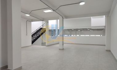 SE ARRIENDA CASA COMERCIAL RECIEN REMODELADA EN CAÑAVERAL