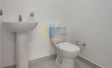 SE ARRIENDA CASA COMERCIAL RECIEN REMODELADA EN CAÑAVERAL