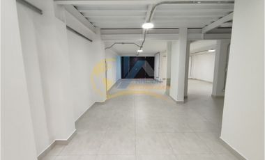 SE ARRIENDA CASA COMERCIAL RECIEN REMODELADA EN CAÑAVERAL
