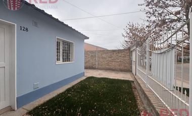 Casa en Alquiler de 3 dormitorios en Cipolletti