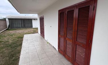 Casa en Ricardone a la venta