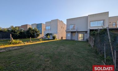 Casa en Alquiler Barrio Cerrado Bs As Village - Bella Vista