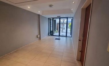 Departamento en alquiler en  Morón