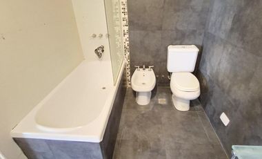 Hermosa casa de 4 ambientes en Florida con quincho y pileta  en alquiler!!!!