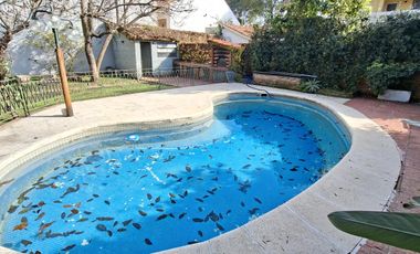 Hermosa casa de 4 ambientes en Florida con quincho y pileta  en alquiler!!!!