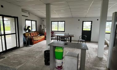 ¡OPORTUNIDAD! Casa de dos habitaciones en Solares Norte