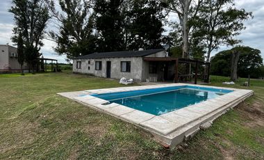¡OPORTUNIDAD! Casa de dos habitaciones en Solares Norte