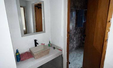 ¡OPORTUNIDAD! Casa de dos habitaciones en Solares Norte