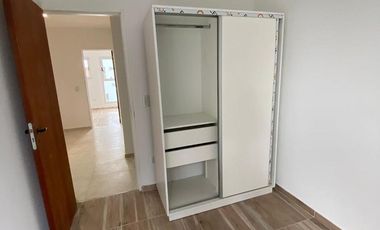 Duplex en alquiler 3 dormitorios en Lisandro olmos La Plata