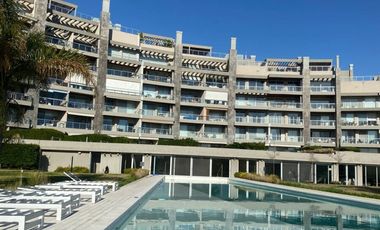 Alquiler Departamento NORDELTA 3 amb 2 dormitorios amoblado, jardin, cochera, vista a Rio, Acqua Rio