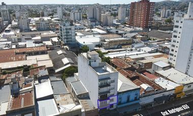 VENTA DEPARTAMENTO DOS DORMITORIOS TANDIL CENTRO