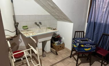 VENTA CASA 3 AMBIENTES, APTO CREDITO, CON PATIO