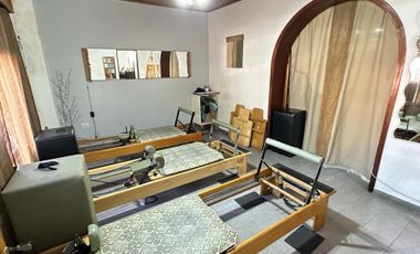 VENTA CASA 3 AMBIENTES, APTO CREDITO, CON PATIO