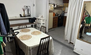 VENTA CASA 3 AMBIENTES, APTO CREDITO, CON PATIO