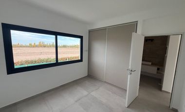 Venta Dúplex Barrio Privado Ciro de Vieytes, Maipú