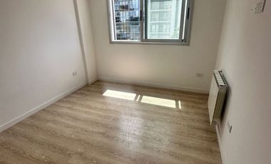 VENTA DEPTO 3 AMBIENTES CON COCHERA BERNAL CENTRO