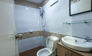 35 Bedroom Hotel for sale in Makati City, Metro Manila