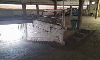 VENTA - SEMI-PISO DE 3 DORMITORIOS Y COCHERA