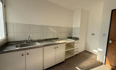 VENTA EDIFICIO 6 DEPARTAMENTOS 2 DORM Bº GRAL PAZ