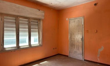 GALPÓN + VIVIENDA/OFICINAS – GRAL PACHECO ,TIGRE