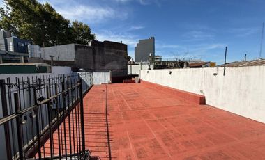 VENTA CASA 5 AMB PATIO + TERRAZA -PARQUE PATRICIOS