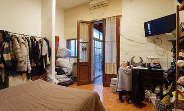 VENTA CASA 5 AMB PATIO + TERRAZA -PARQUE PATRICIOS