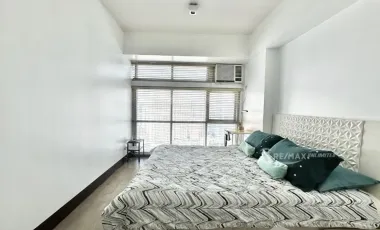 Elegant 2BR Condo in Greenbelt Excelsior with Utility Room w/ T&B + Parking
