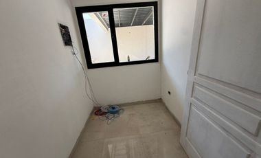VENTA CASA 3 DORMITORIOS, LA CONSUELO, CENTENARIO