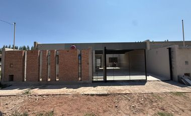 VENTA CASA 3 DORMITORIOS, LA CONSUELO, CENTENARIO
