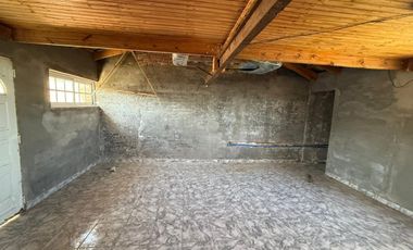 Casa en Alsina y San Martín - Winifreda
