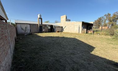 Casa en Alsina y San Martín - Winifreda