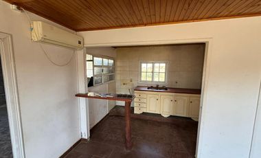 Casa en Alsina y San Martín - Winifreda