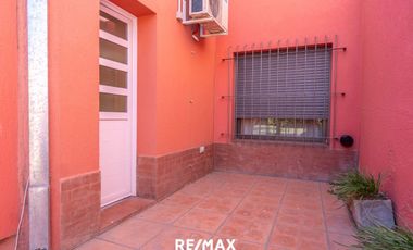 CASA DE CATEGORIA EN PLENO CENTRO